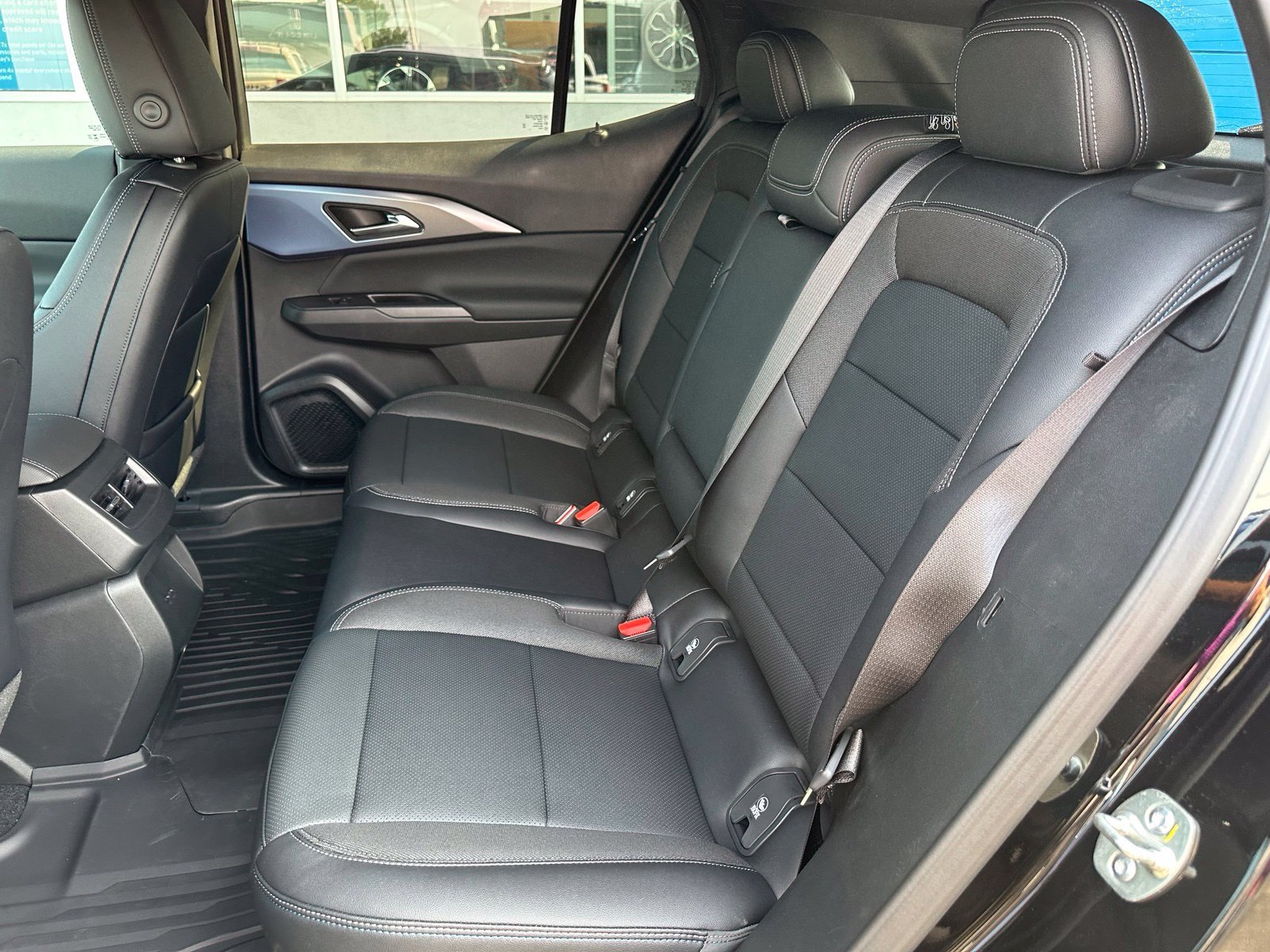 2026 Chevrolet Equinox EV 2LT - Photo 14