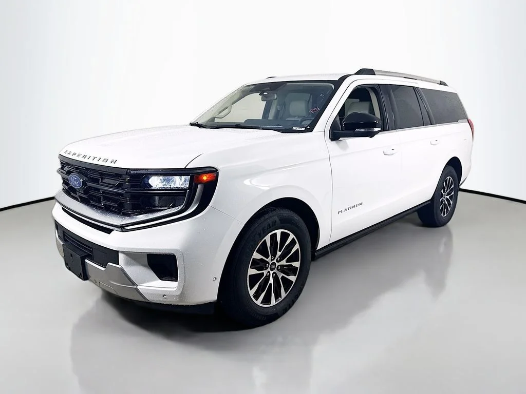 Used 2025 Oxford White Ford Platinum image 9