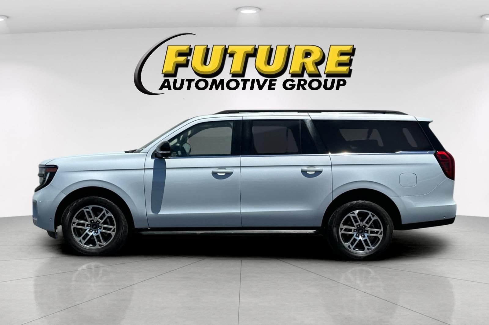 Used 2025 Silver Ford Active image 6