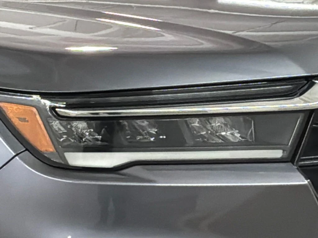 Used 2024 Modern Steel Metallic Honda Touring image 31