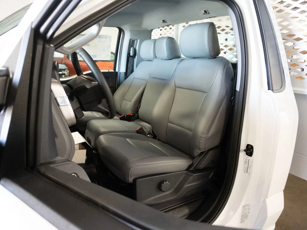 New 2026 Oxford White Ford XL image 11
