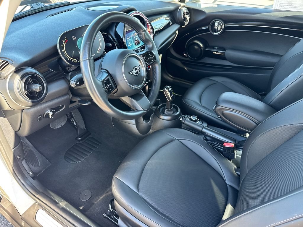 Used 2023 Black MINI Base image 20