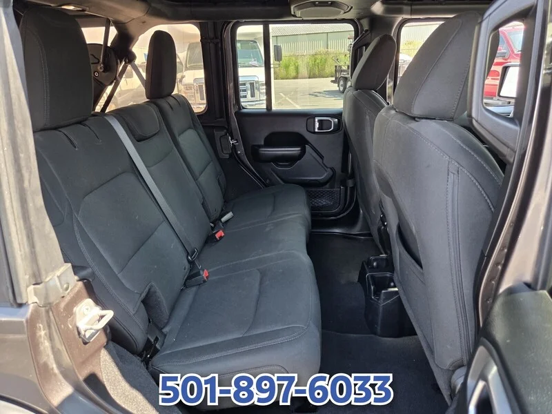 Used 2018 Crystal Metallic JEEP SPORT S 4X4 image 13