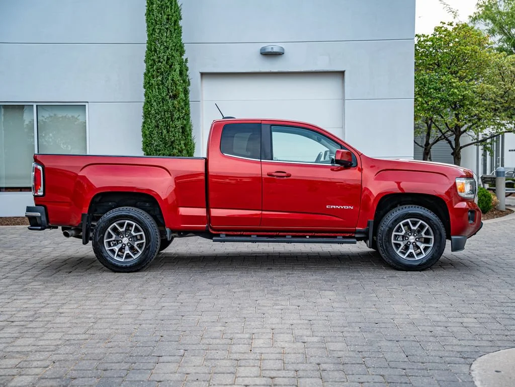 Used 2015 Copper Red Metallic GMC SLE1 image 4