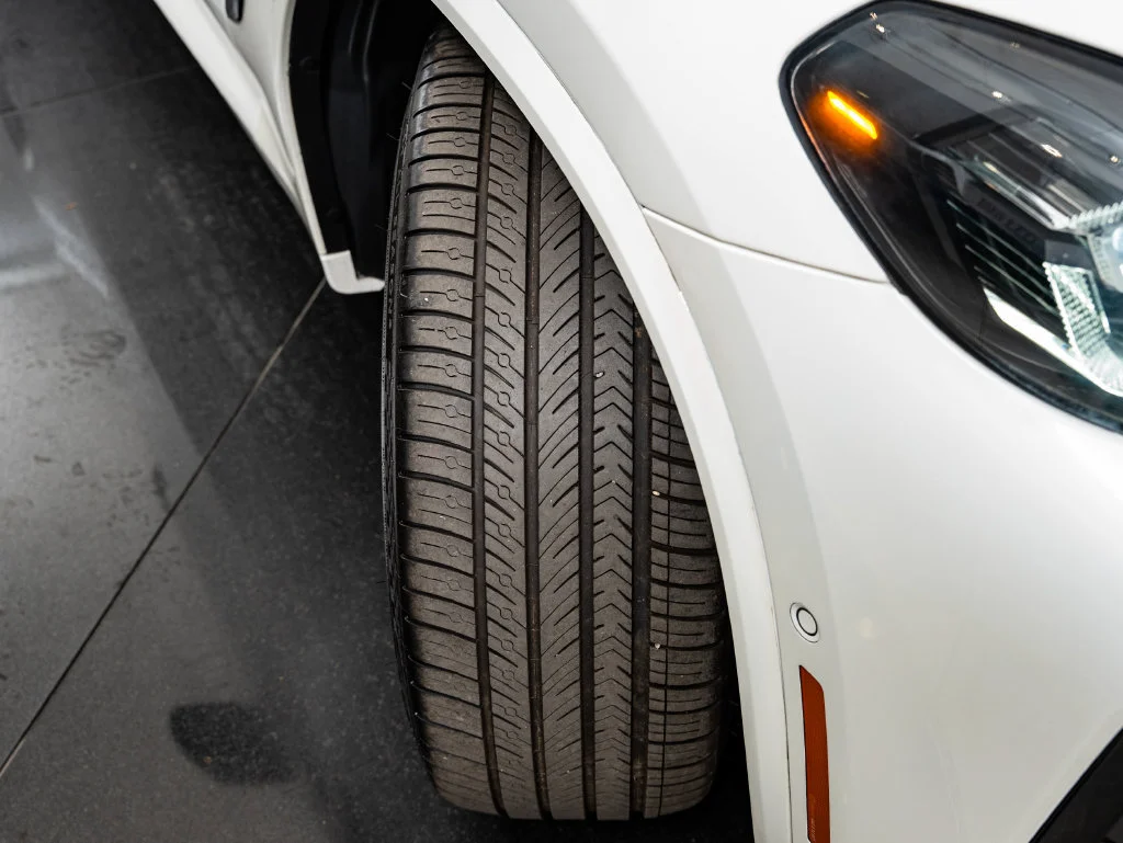 Used 2024 Alpine White BMW  image 52