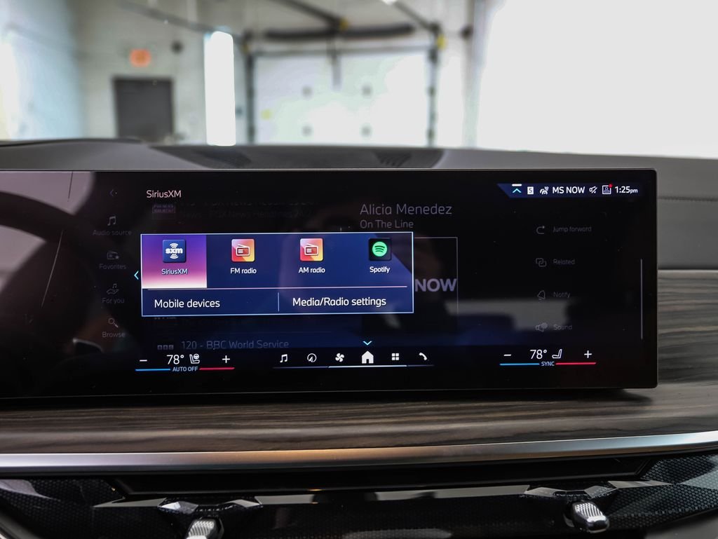 New 2026 Gray Metallic BMW xDrive40i image 17