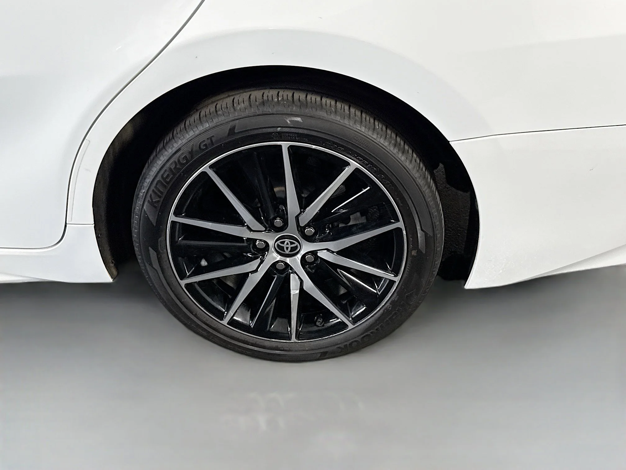Used 2024 Ice Edge Toyota SE image 32