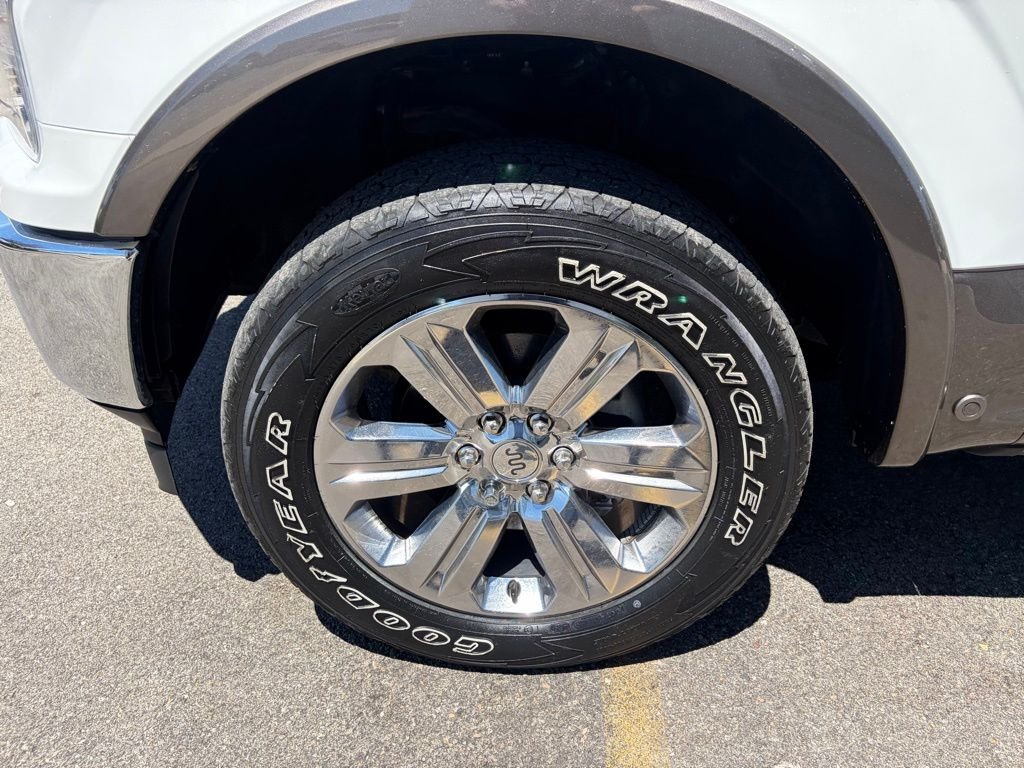 Used 2020 Oxford White Ford King Ranch image 44