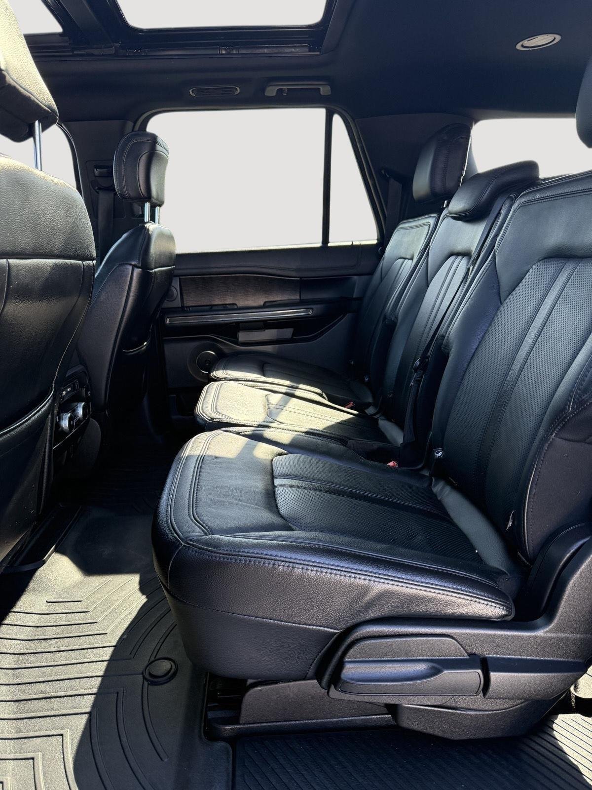 Used 2019 Ingot Silver Ford Limited image 15