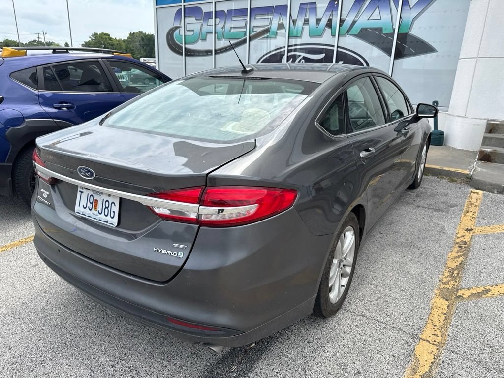 Used 2018 Magnetic Ford SE image 4