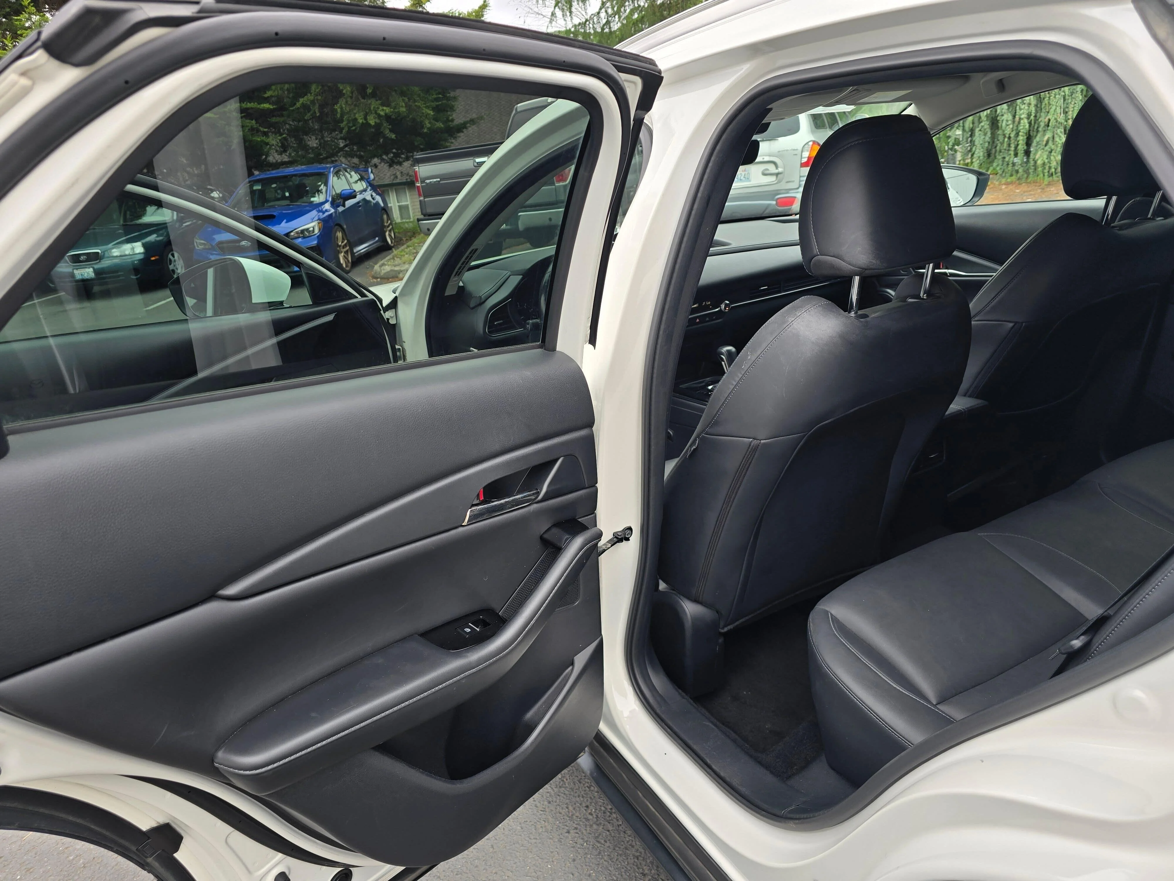 Used 2023 Snowflake White Pearl Mazda 2.5 S Preferred Package image 9