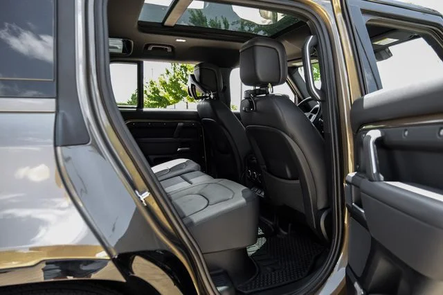 New 2026  Land Rover X-Dynamic SE image 45
