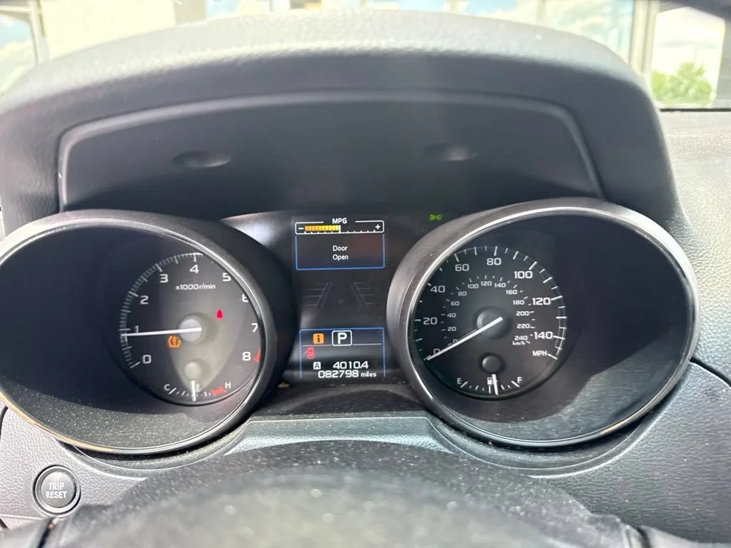 Used 2018 Twilight Blue Metallic Subaru 2.5i Premium image 29