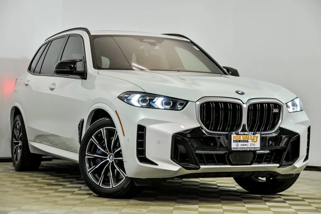 2025 BMW X5 M60i's photo