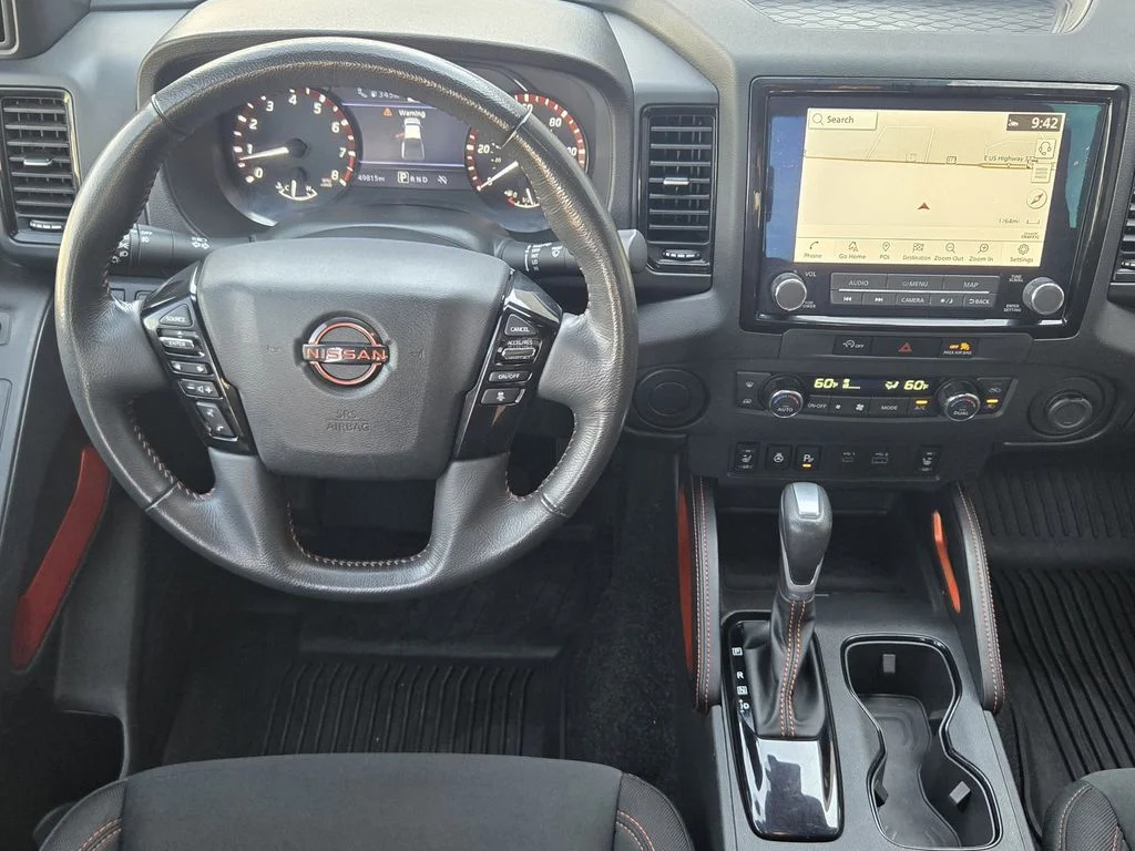 Used 2024 White Nissan PRO-X image 30