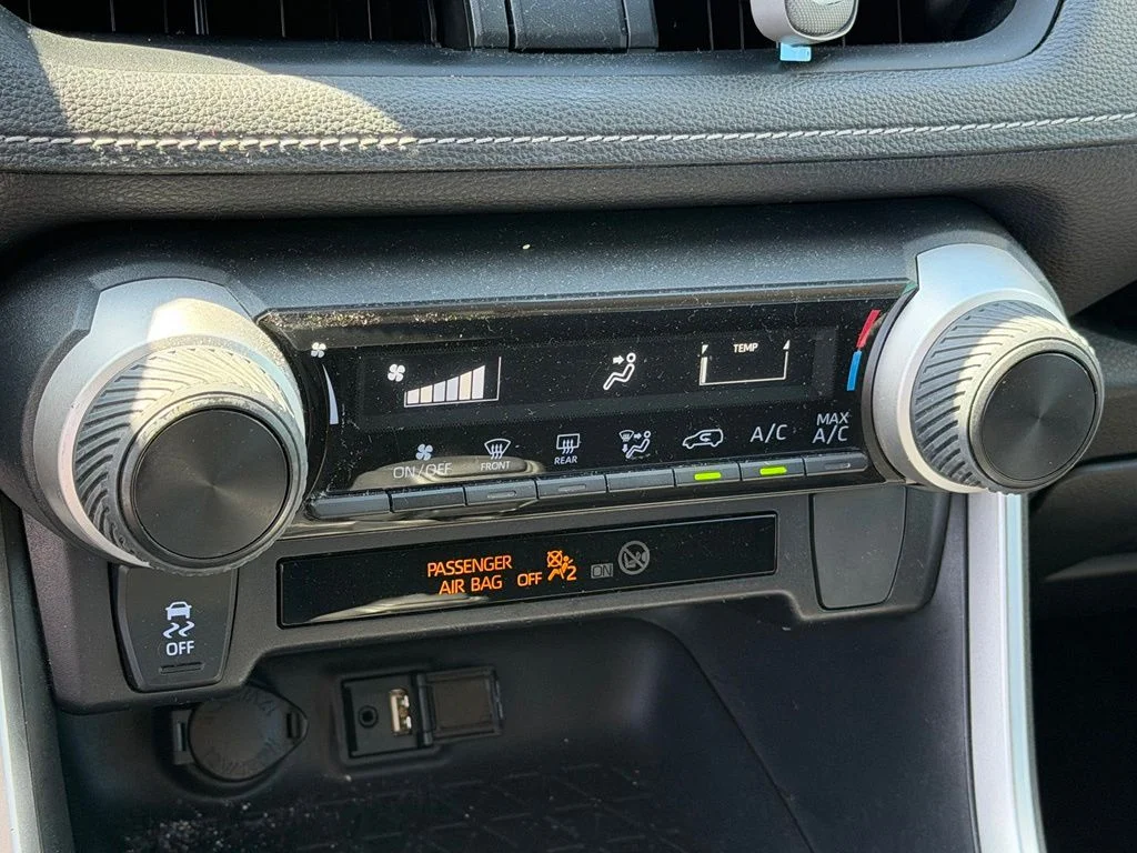 Used 2019 Black Toyota LE image 19