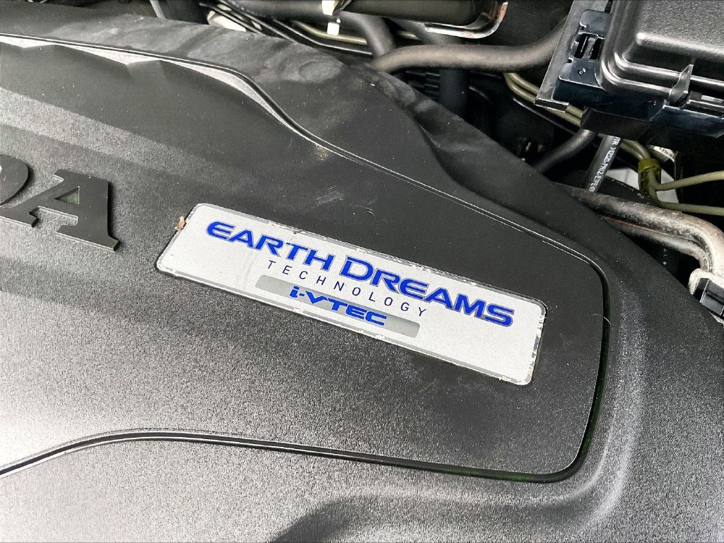 Used 2018 White Honda RTL image 35