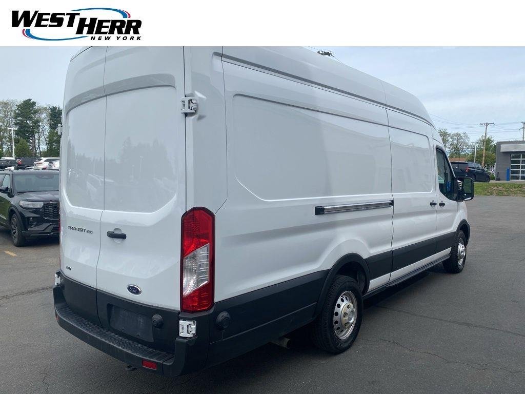 Used 2025 Oxford White Ford Base image 7