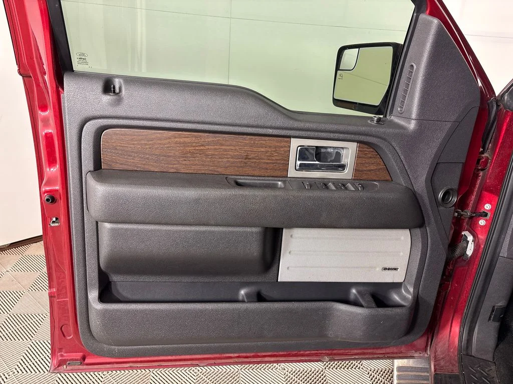 Used 2013 Red Ford Lariat image 23