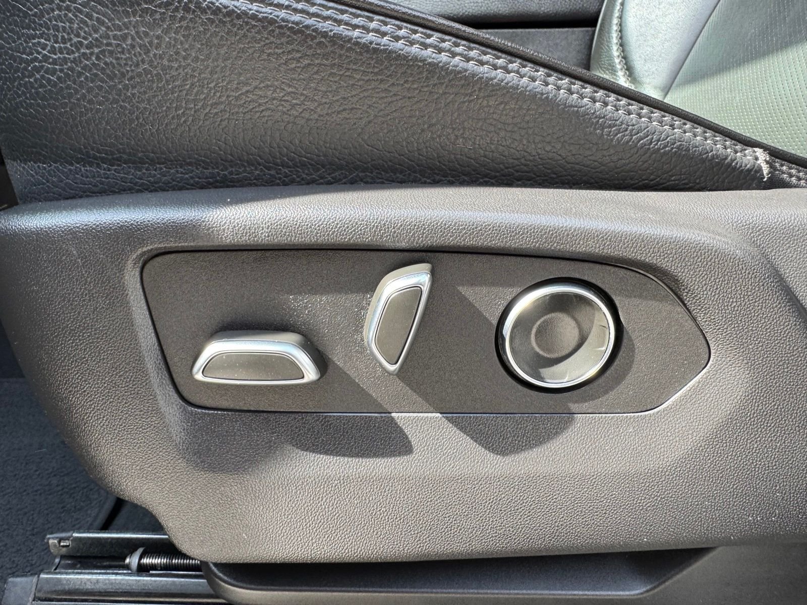 Used 2025 Sterling GMC Denali image 18