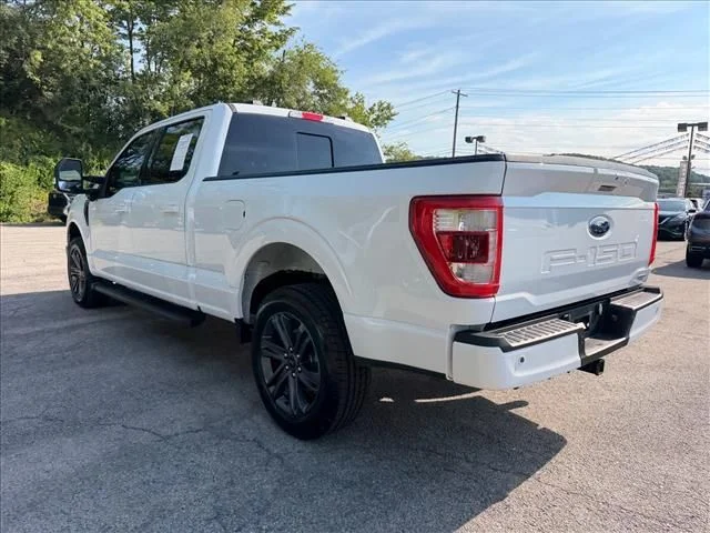 Used 2023  Ford Lariat image 7