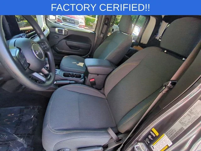 Used 2025 Gray Jeep Nighthawk image 14