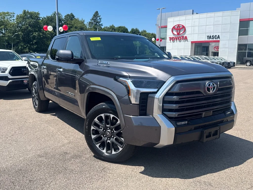 Used 2025 Gray Toyota Limited image 1