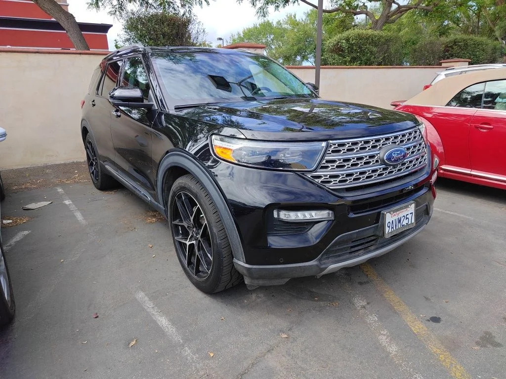 Used 2022 Black Ford Limited image 22