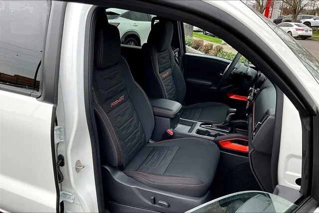 2025 Nissan Frontier PRO-4X - Photo 27