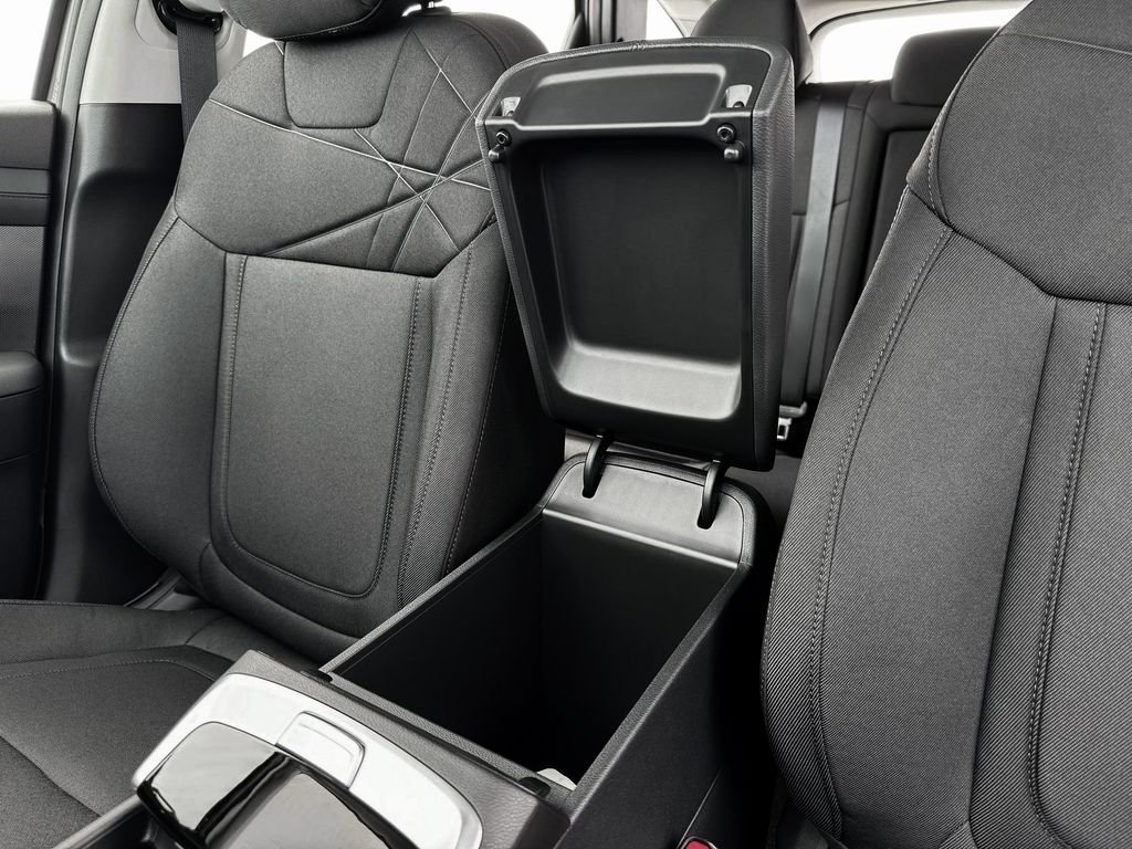 2025 Hyundai Tucson SE - Photo 26