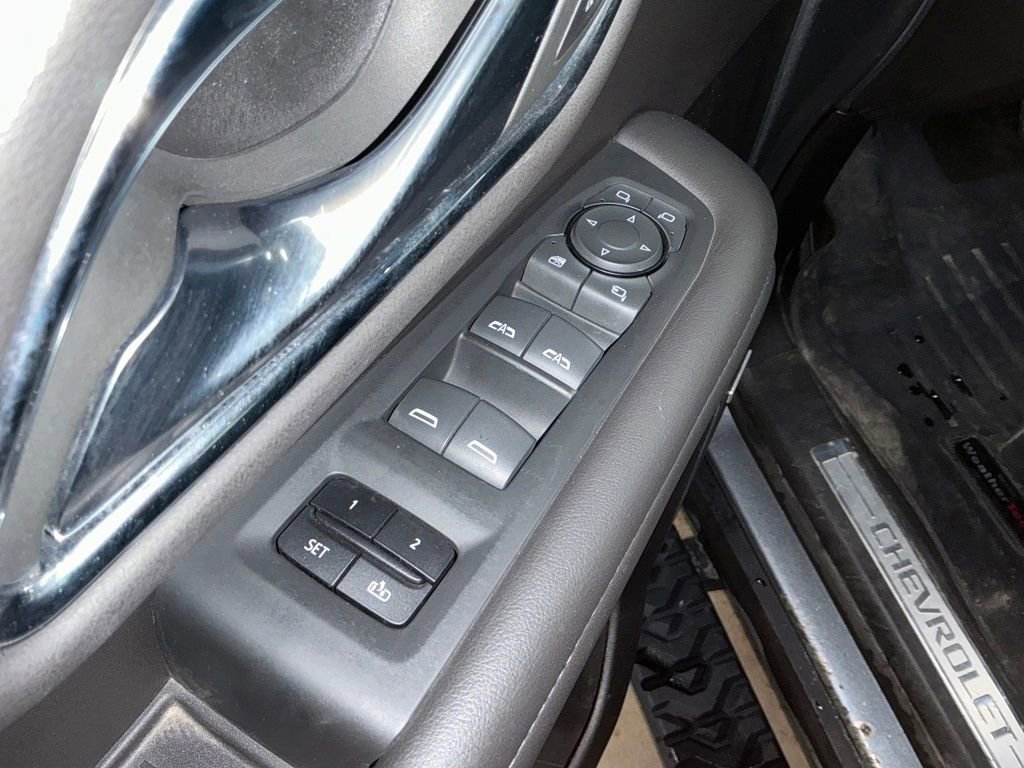 Used 2022 Satin Steel Metallic Chevrolet Z71 image 16