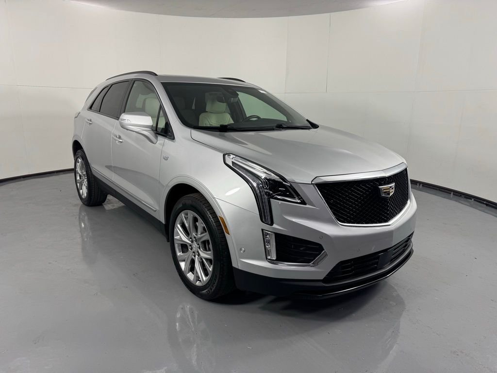 Used 2020 Radiant Silver Metallic Cadillac Sport image 2