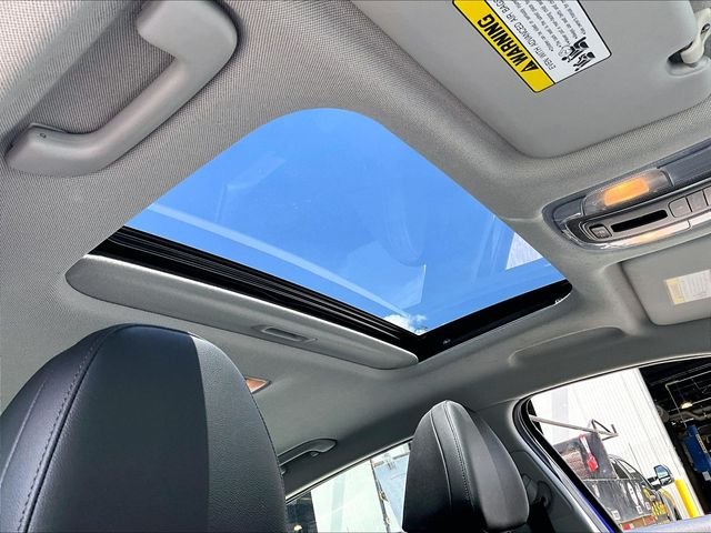 Used 2021 Blue Hyundai Limited image 18