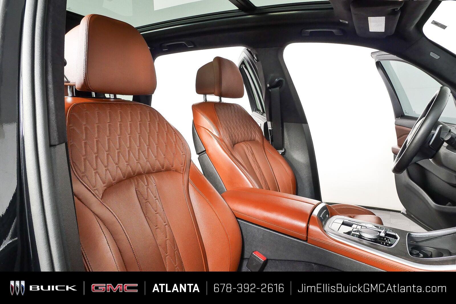 Used 2024 Black Sapphire Metallic BMW xDrive40i image 24