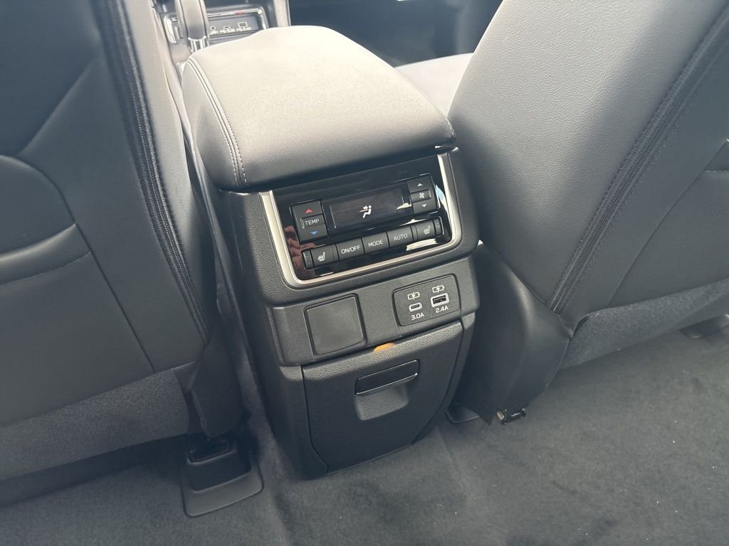 New 2026 ICE SILVER METALLIC Subaru Limited 7-Passenger image 24