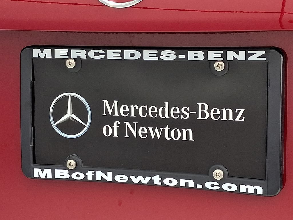 New 2026 MANUFAKTUR Patagonia Red Metallic Mercedes-Benz GLB 250 image 58