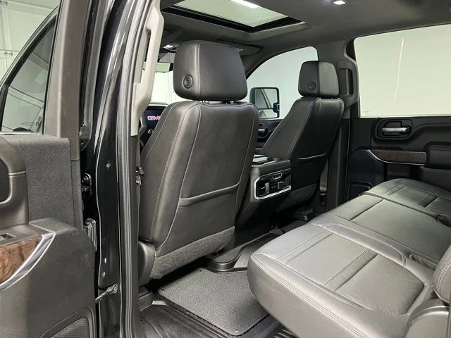 Used 2021 Black GMC Denali image 42