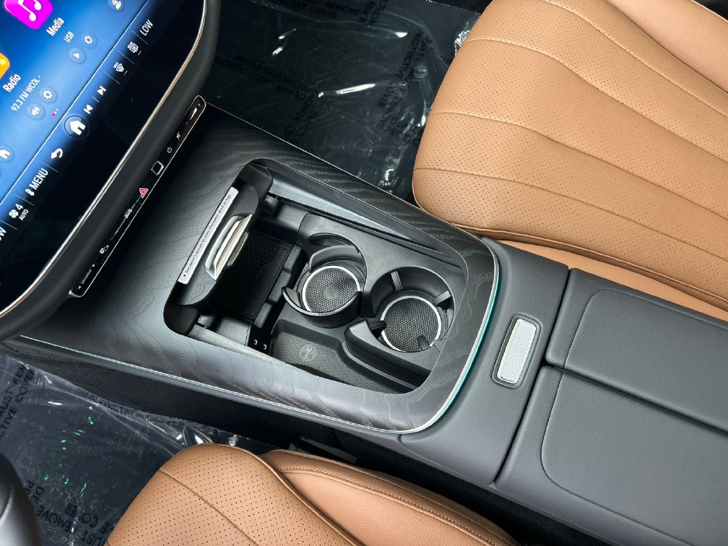 New 2027 Polar White Mercedes-Benz E 350 image 23