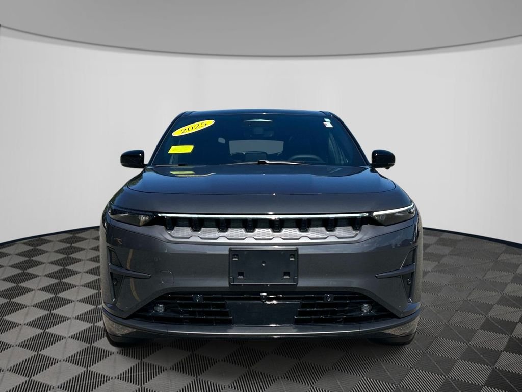 Used 2025 Gray Jeep Limited image 8