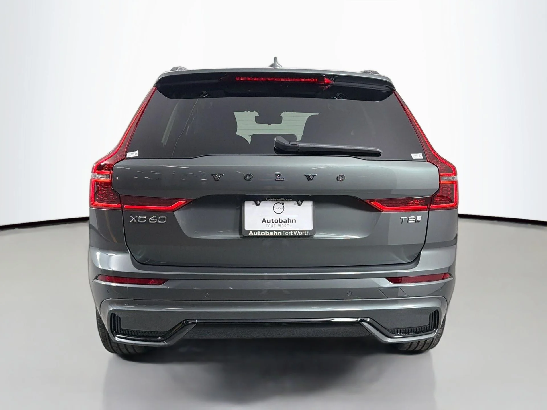 New 2026  Volvo T8 Plus image 6