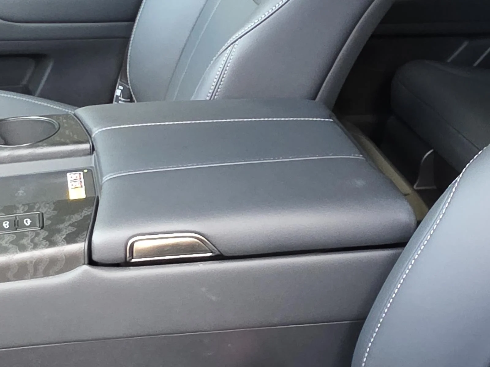 2026 Lexus LX 600 Luxury - Photo 8