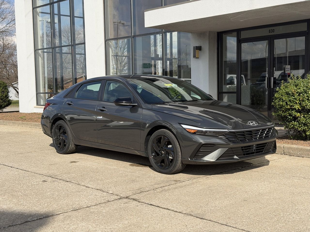 New 2026 Amazon Gray Hyundai SEL Sport image 2
