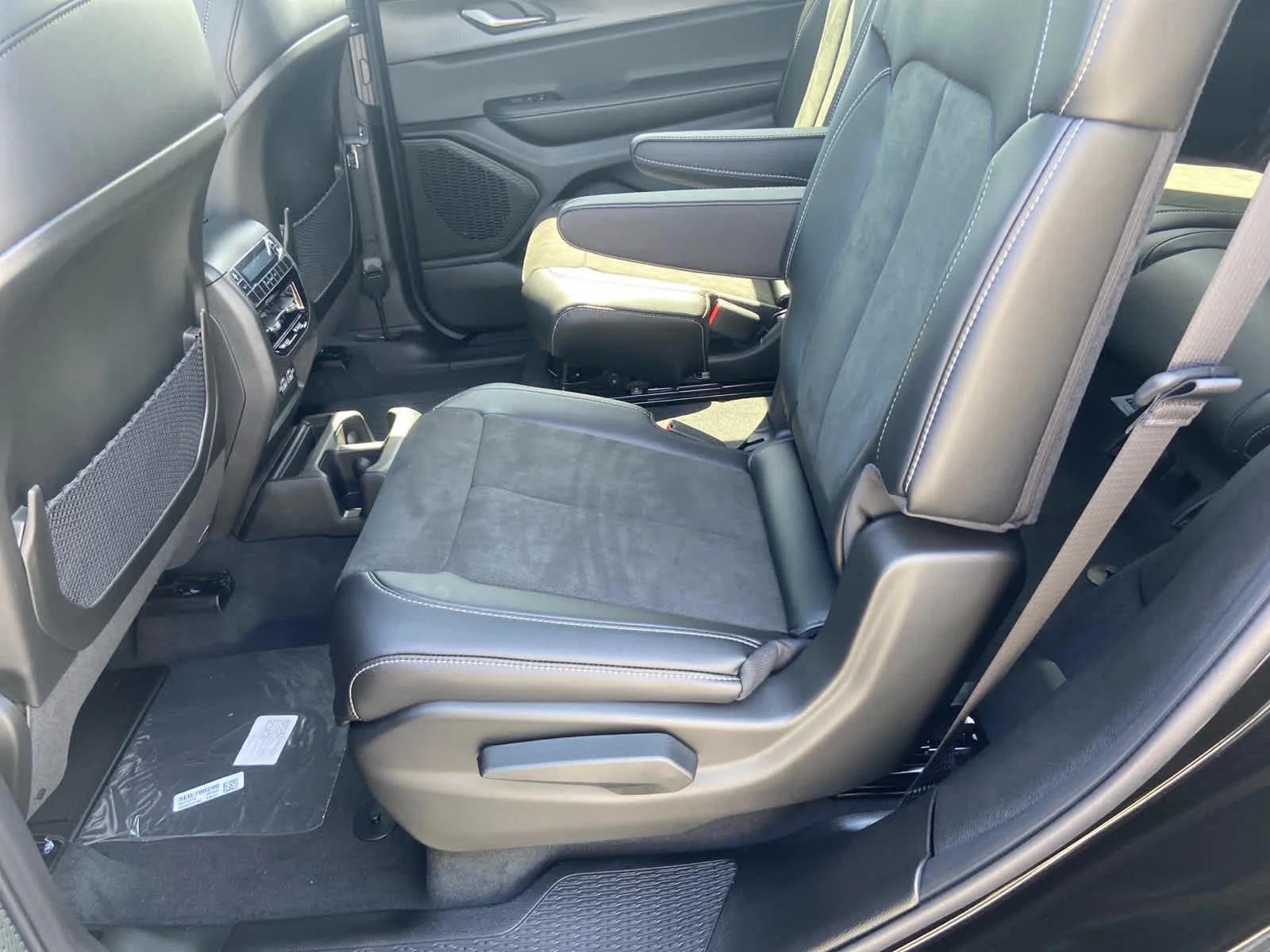 2025 Jeep Grand Cherokee L Altitude - Photo 11
