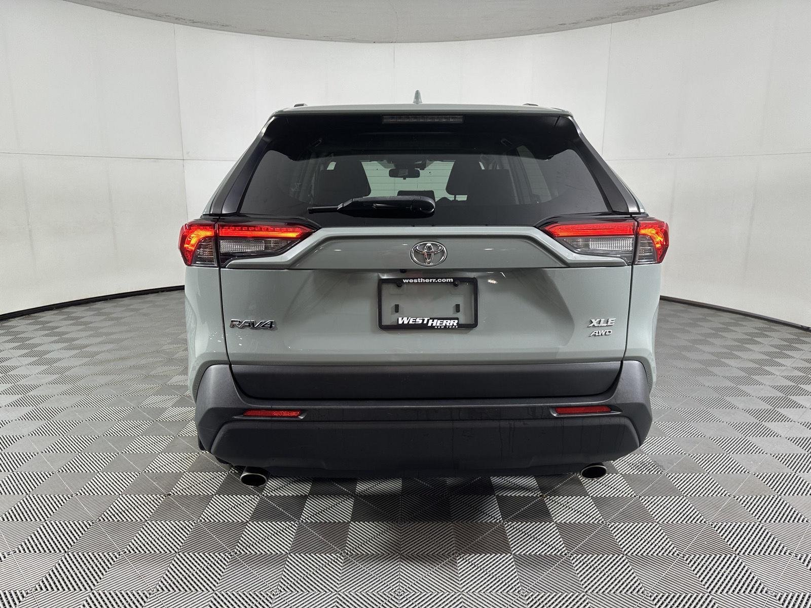 Used 2019 Lunar Rock Toyota XLE image 5