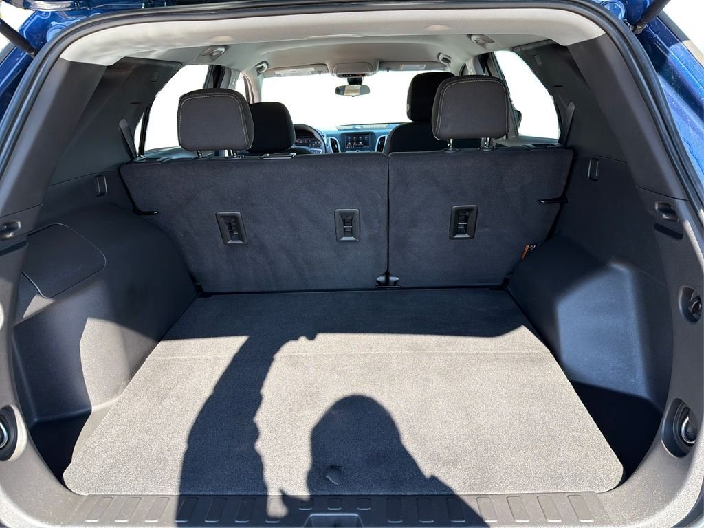 Used 2022 Blue Glow Metallic Chevrolet LS image 13