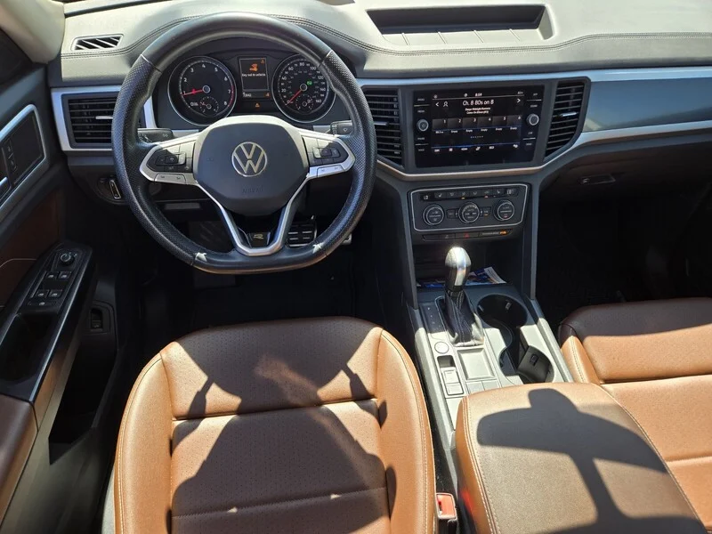 Used 2021 White Pearl Volkswagen 3.6L V6 SE W/TECHNOLOGY R-LINE FWD *LTD AVAIL* image 12