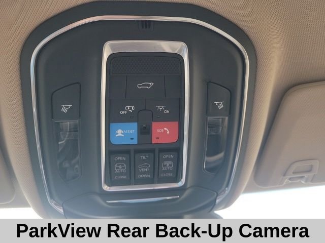 Used 2022 Velvet Jeep Limited image 12