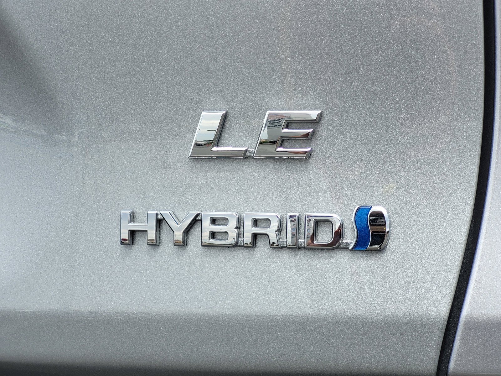 Used 2024 Silver Toyota Hybrid LE image 11