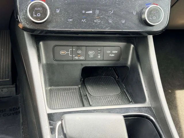 Used 2025 Red Hyundai SEL image 22