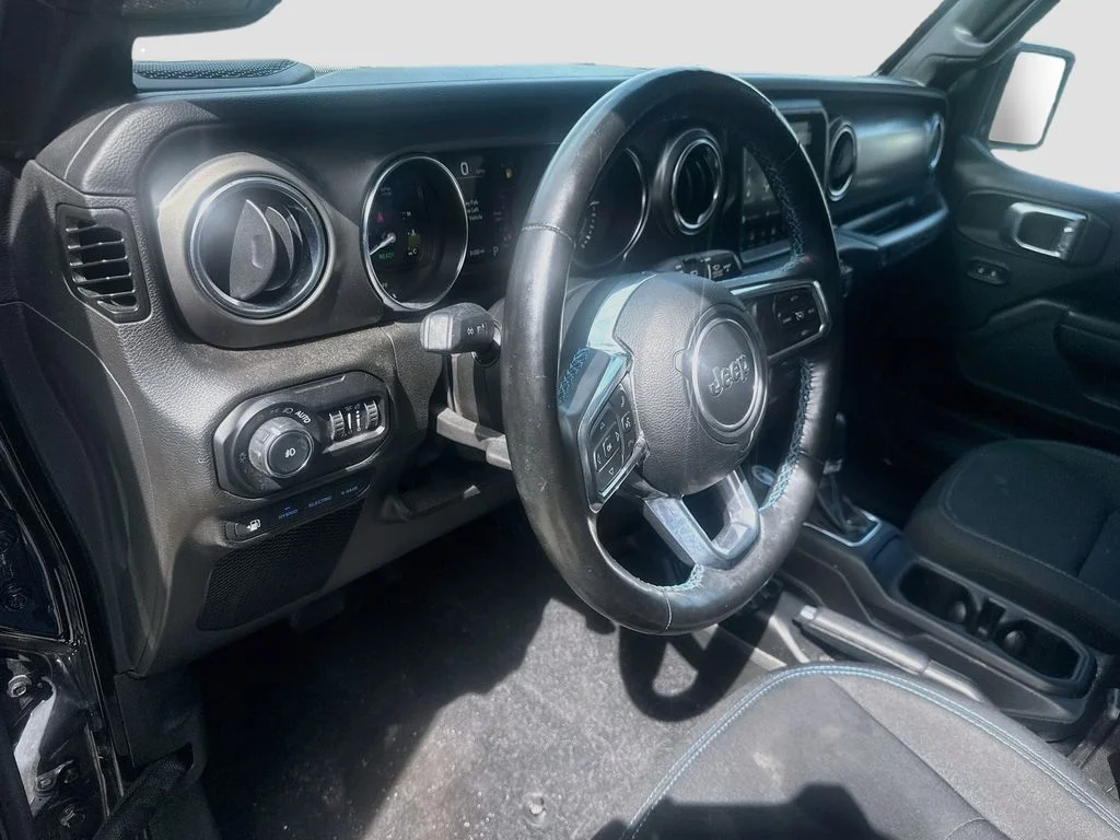 Used 2022 Black Jeep Unlimited Rubicon 4xe image 10